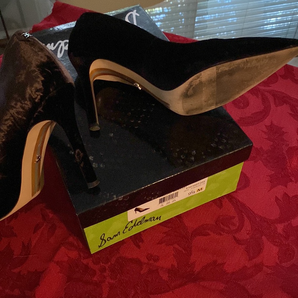 Sam Edelman Velvet Pumps - Picture 7 of 7